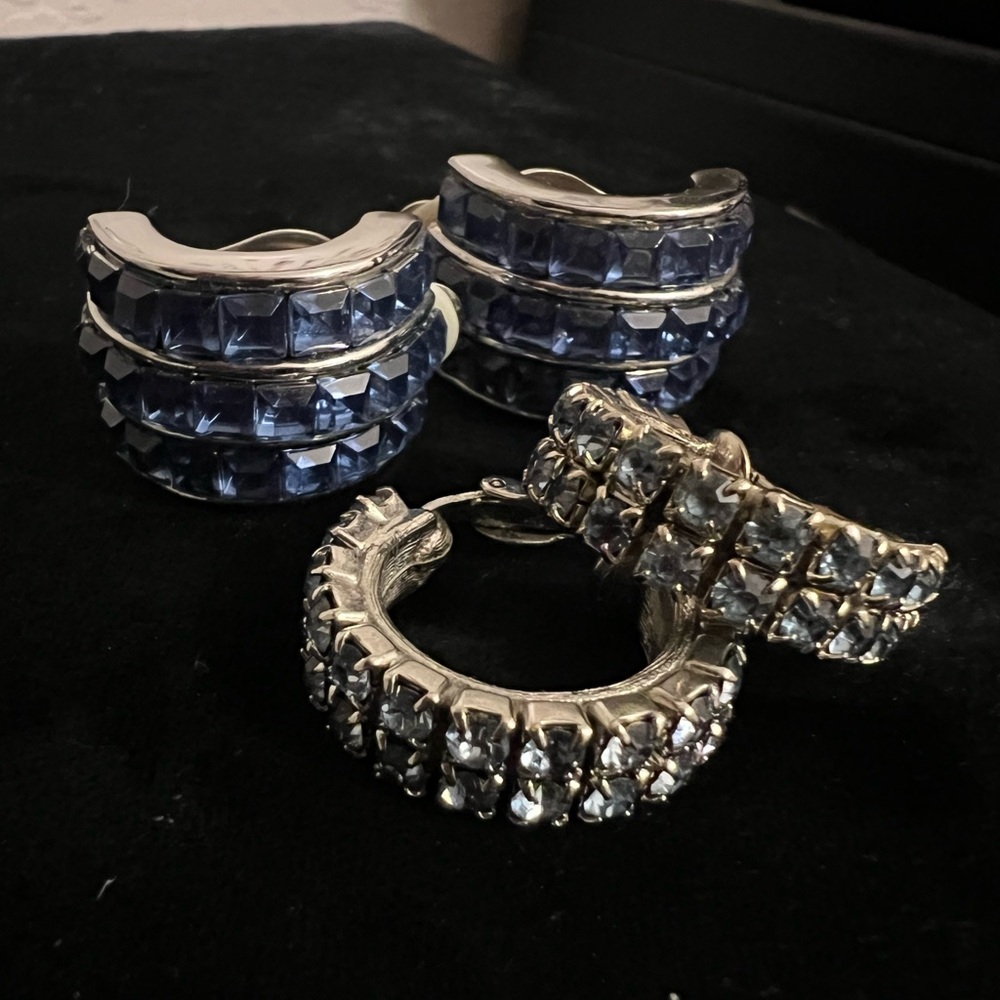 Vintage silver tone blue stone clip on hoop earrings